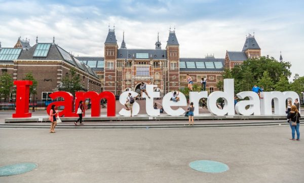 هولندا امستردام