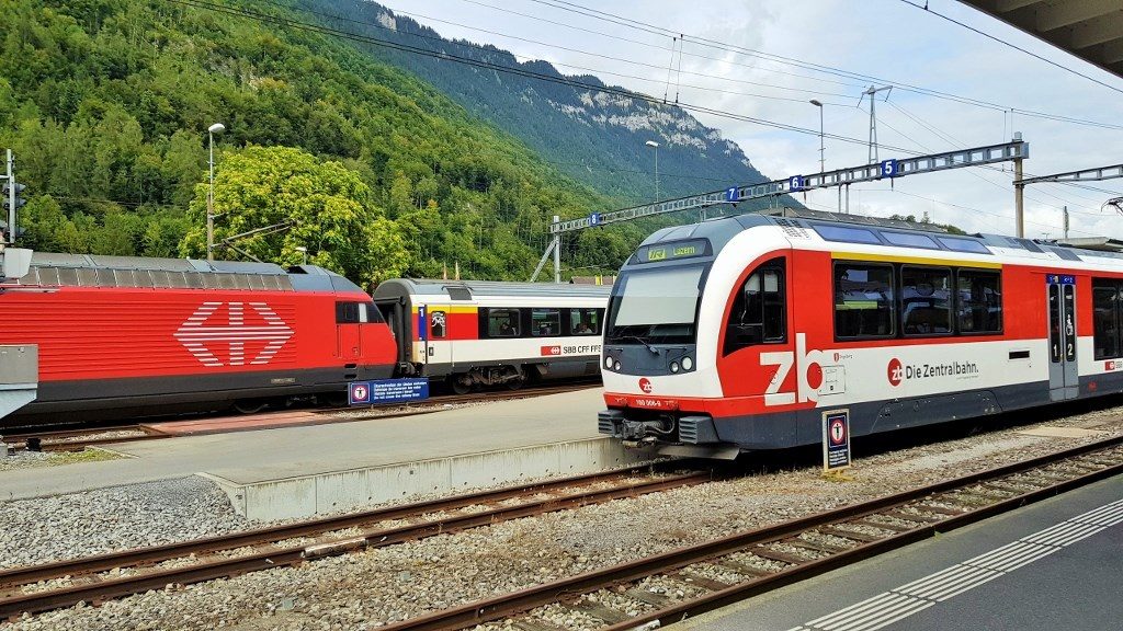 قطار جنيف انترلاكن متعة السفر في سويسرا أوروبا بالعربي