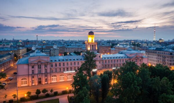 جامعة سانت بطرسبرغ الوطنية
