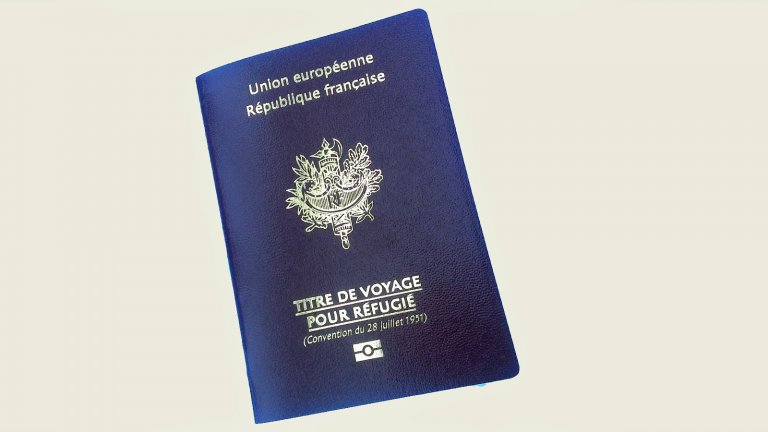 جواز السفر الفرنسي للاجئين