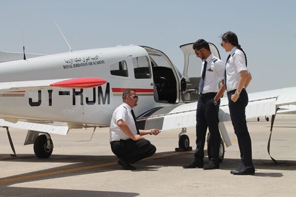 دراسة الطيران فى الأردن