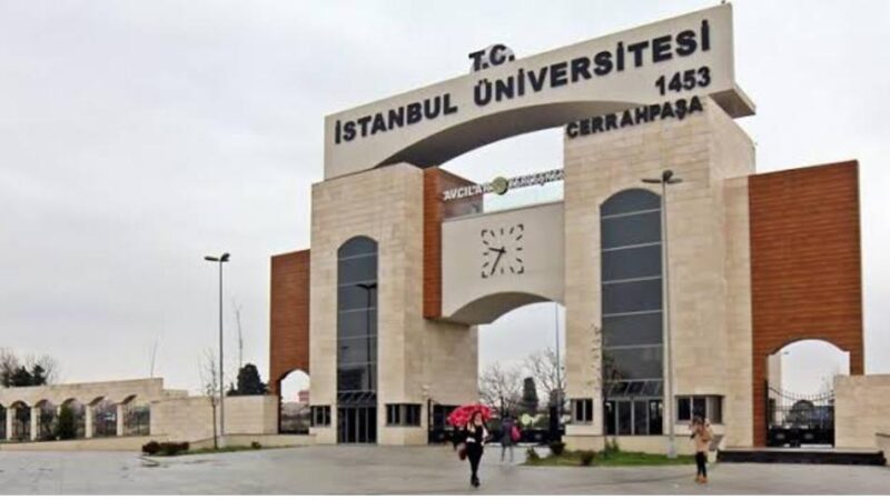 التسجيل في جامعة اسطنبول للسوريين