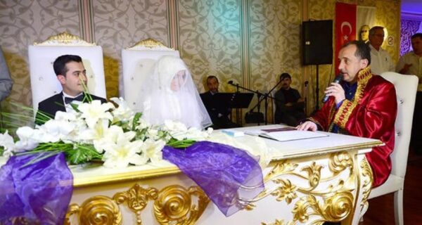شروط الحصول على الجنسية التركية عبر الزواج من فتاة تركية